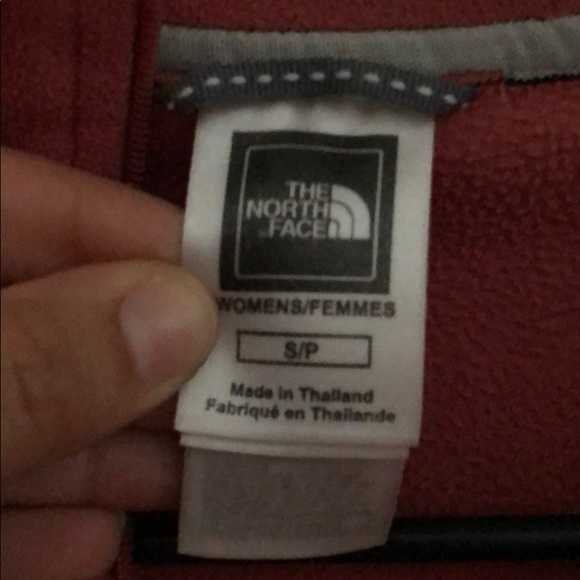 North face pullover - Picture 2 of 4